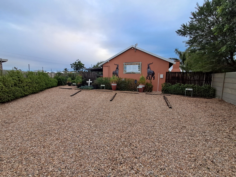 8 Bedroom Property for Sale in Colchester Eastern Cape